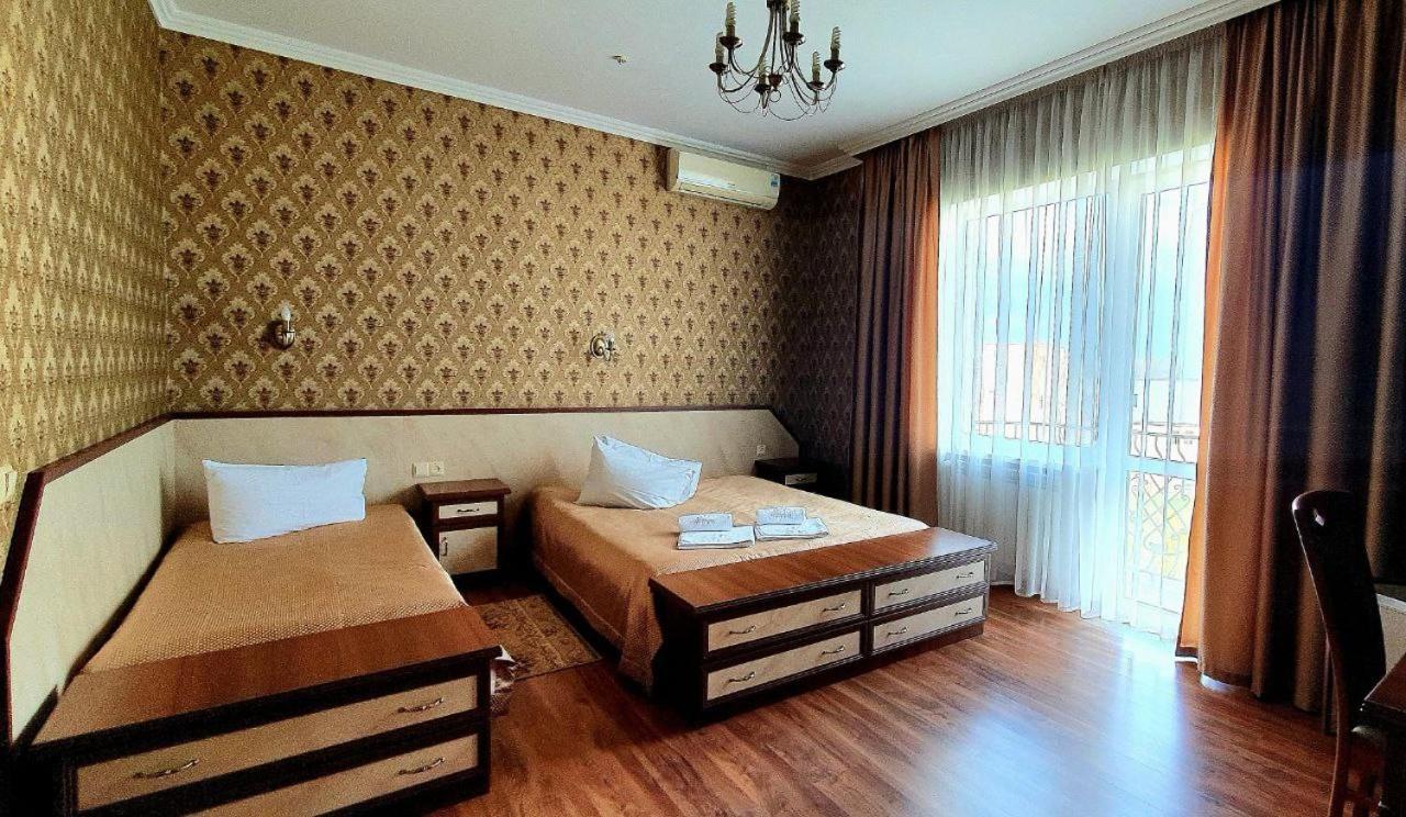 Hermes Resort Hotel With Medical Treatment Truskavets Dış mekan fotoğraf