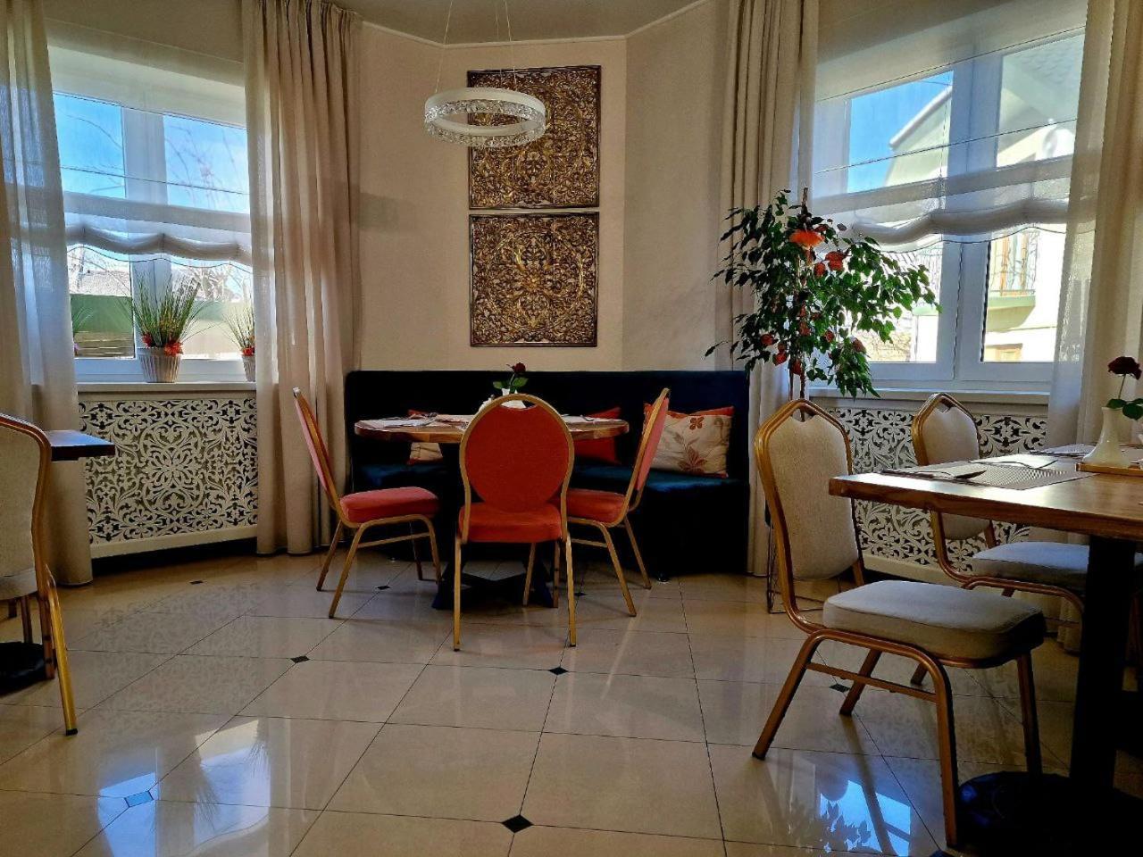 Hermes Resort Hotel With Medical Treatment Truskavets Dış mekan fotoğraf