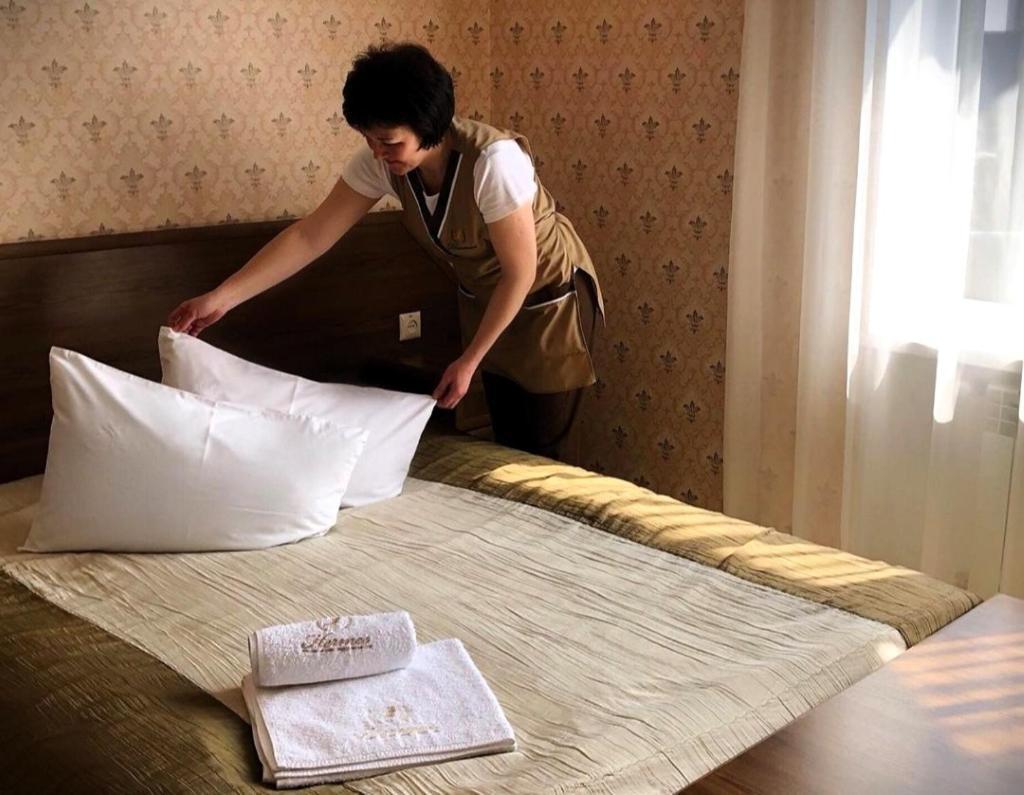 Hermes Resort Hotel With Medical Treatment Truskavets Dış mekan fotoğraf