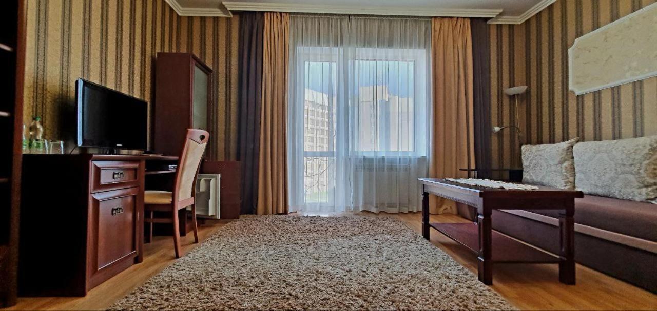 Hermes Resort Hotel With Medical Treatment Truskavets Dış mekan fotoğraf